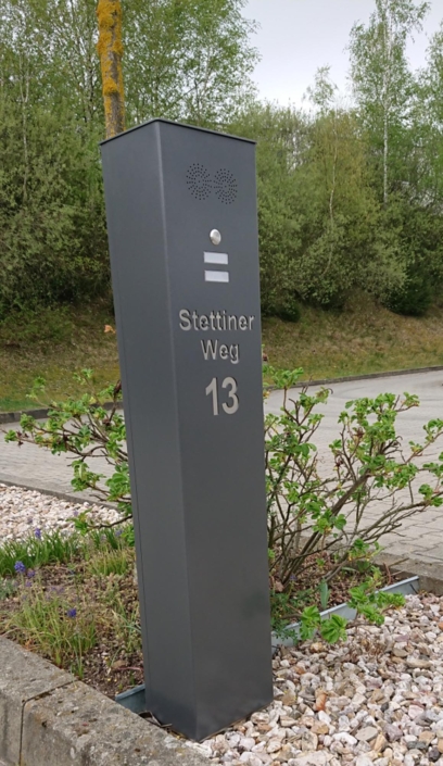 07 – Medienstele – Bild 01