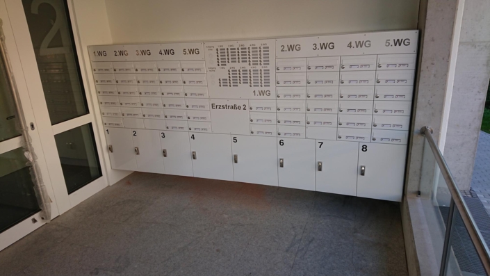 Wandanbau-Anlage mit eng anliegende Verkleidung (5)